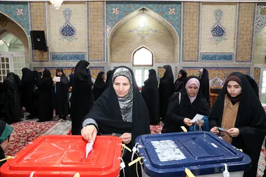انتخابات «مجلس» و «خبرگان رهبری» در مشهد - 1