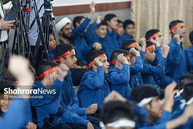 گزارش تصویری | مراسم زنگ نماز در دبیرستان دولتی حسن برزگر مشهد