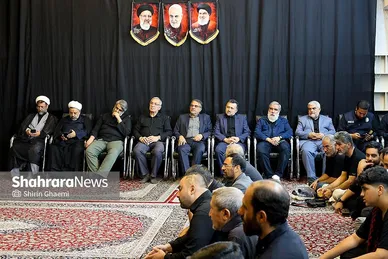 گزارش تصویری | مراسم بزرگداشت و عزاداری آخر ماه صفر توسط دفتر بنیاد شهید رئیسی در مشهد