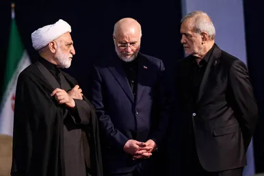 گزارش تصویری | حضور سران کشورهای مختلف برای ادای احترام به رهبر شهید انقلاب اسلامی ایران