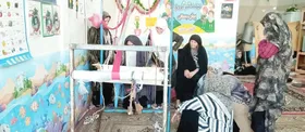 بانوی کارآفرین روستایی حافظ میراث مادری