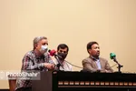 در نقد و بررسی مستند «زندگی میان پرچم های جنگی» بیان شد: دوگانه «مردم و طالب» غایب است