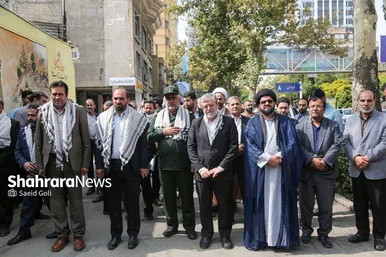 عکس | رونمایی از دیوارنگاره «از حماسه دیروز تا حماسه امروز»