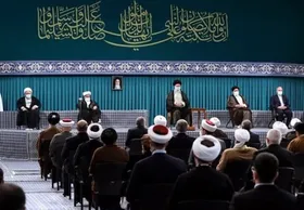 دیدار میهمانان کنفرانس وحدت اسلامی&zwnj; و جمعی از مسئولان با رهبر انقلاب