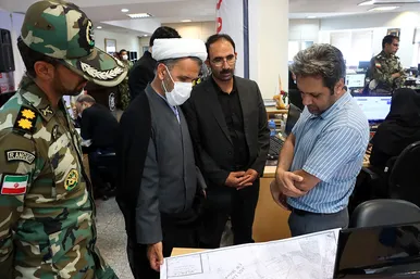 حضور مخاطبان و مسئولان در روزنامه شهرآرا به مناسبت روز خبرنگار