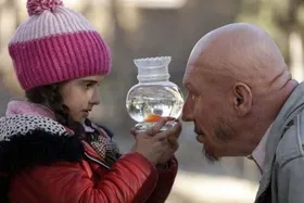 اکران &laquo;عینک&raquo; در هنر و تجربه