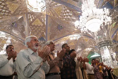 نماز عید قربان در حرم مطهر رضوی