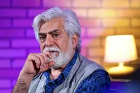 واکنش تند حسین پاکدل به وطن‌فروشان + عکس