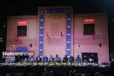 گزارش تصویری | محفل قرآنی «اربعین رهبر شهید» در میدان شهدای مشهد