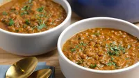 طرز تهیه عدسی؛ یک شام مقوی، ساده و کم‌هزینه