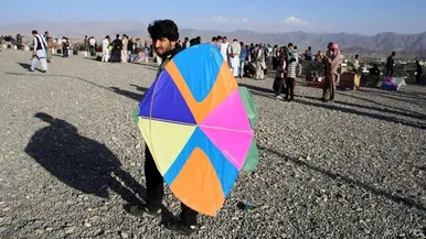 بادبادک‌ها در آسمان کابل
