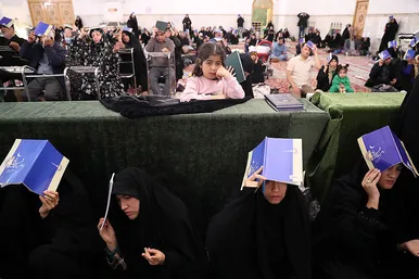 مراسم احیای ناشنوایان در حرم مطهر امام رضا(ع) 