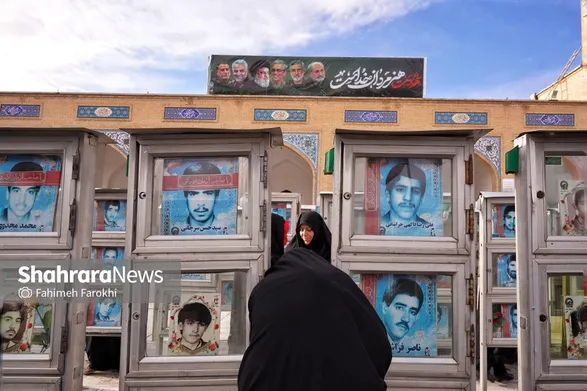 قرائت پیام مقام معظم رهبری بر مرقد مطهر رهبر شهید و غباروری مزار شهدا در ۳ نقطه مشهد همزمان با هفته دفاع مقدس  (دوم مهر ۱۴۰۵)
