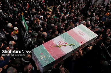 تشییع پیکر مطهر ۱۰ شهید گمنام در مشهد