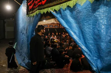 آیین سینی گردانی حضرت قاسم علیه السلام در شب هشتم محرم