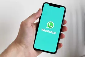 تلاش واتس&zwnj;اپ برای اتصال چند گوشی به یک اکانت