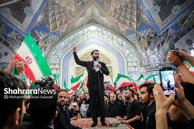 اجتماع مردمی «وعده صادق» در حرم مطهر رضوی