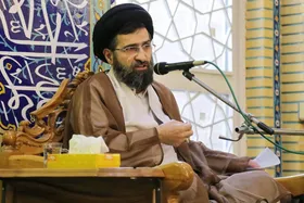 استاد حوزه علمیه: مردم به عشق اهل بیت&zwnj;(ع) در همه مجامع به&zwnj;زیبایی حضور پیدا می&zwnj;کنند