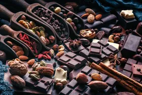 آیا مصرف شیرینی&zwnj;جات واقعاً باعث بیش&zwnj;فعالی می&zwnj;شود؟