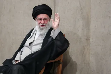 گزارش تصویری | سخنرانی رهبر معظم انقلاب در مراسم عزاداری شهادت امام رضا(ع)