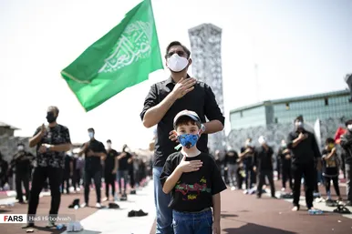 عزاداری و نماز ظهر عاشورا میدان امام حسین(ع) تهران