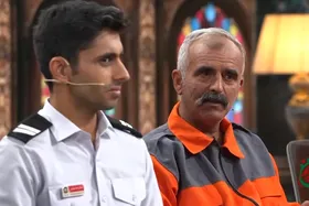 ویدئو | روایتِ شنیدنی یک پاکبان: شب&zwnj;ها داوطلبانه برای نظافتِ محل تجمع مردم می&zwnj;آیم