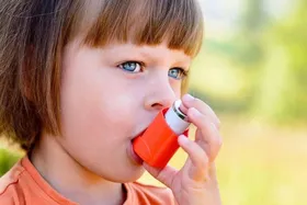 تاثیر والدین سیگاری بر روی ابتلای کودکان به آسم