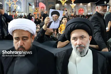 گزارش تصویری | شب دوم مراسم بزرگداشت رهبر شهید ایران در حرم مطهر امام رضا (ع)