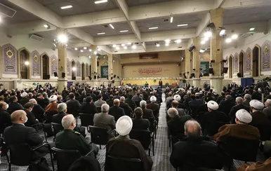 عکس | دیدار جمعی از مسئولان نظام و سفیران کشورهای اسلامی با مقام معظم رهبری