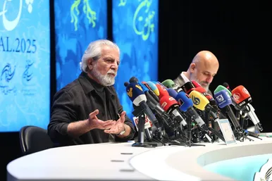 گزارش تصویری: نشست خبری دبیر چهل و سومین جشنواره فیلم فجر (۱۰ بهمن ۱۴۰۳)