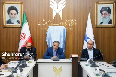 آیین رونمایی از پوستر نخستین کنفرانس ملی چالش‌های حاشیه‌نشینی و فرصت‌های بازآفرینی