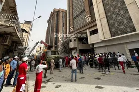 لحظه شناسایی جسد &laquo;حسین عبدالباقی&raquo; مالک متروپل آبادان توسط خانواده&zwnj;اش + ویدئو