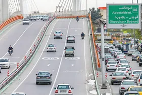 درباره ضرورت رانندگی بین خطوط