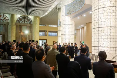 عکس‌هایی از افطاری رئیس جمهور با بازیگران