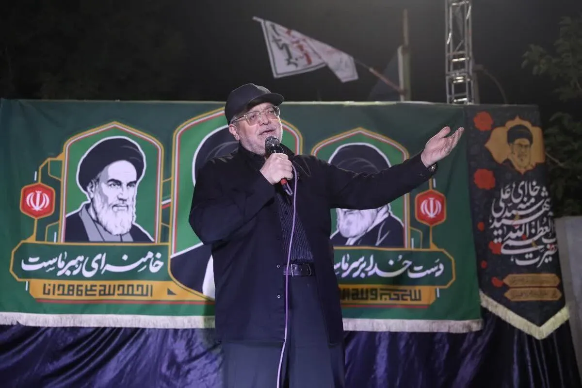 شهردار مشهد مقدس: ۷۳ شب حضور مردم در خیابان باورنکردنی است | میدان خیابان سکوت ندارد