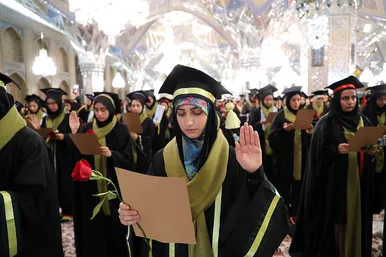 جشن دانش آموختگان علوم پزشکی کشور در حرم مطهر رضوی