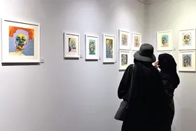 یادداشتی درباره نمایشگاه نقاشی &laquo;رپسودی&raquo; از سمیه چهارتکاب در نگارخانه روند
