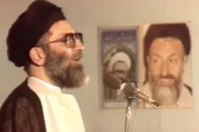 ویدئو | روضه&zwnj; عصر عاشورا به روایت آیت&zwnj;الله خامنه&zwnj;ای