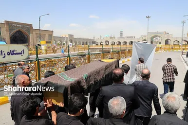 مراسم تشییع حاج فضل‌الله برهانی در حرم مطهر رضوی