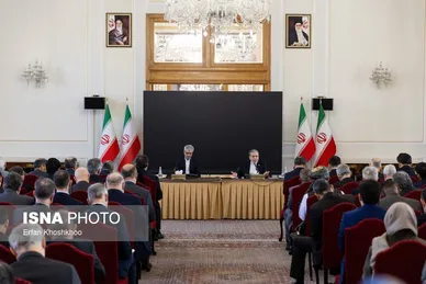 گزارش تصویری | نشست وزیر امور خارجه با سفرا و رؤسای نمایندگی‌های خارجی مقیم تهران
