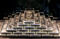 ارزش معاملات بازار نقره بورس کالا از ۳ هزار میلیارد تومان عبور کرد (۲۵ مرداد ۱۴۰۵)