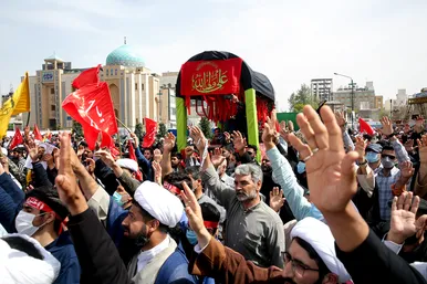 تشییع پیکر شهید حجت الاسلام اصلانی در مشهد