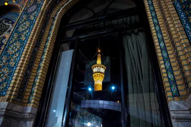 چراغانی حرم مطهر امام رضا (ع) به مناسبت مبعث پیامبر (ص)