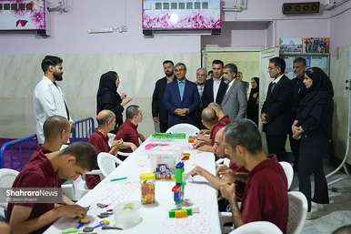 گزارش تصویری | آیین اهدای ۳۰۰ دستگاه ویلچر و بسته تحصیلی به معلولان و دانش‌آموزان تحت پوشش بهزیستی خراسان رضوی