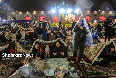 گزارش تصویری | مراسم احیای سومین شب قدر در حرم مطهر امام رضا (ع)