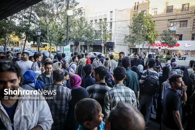 گزارش تصویری | اکران مردمی فیلم «زیبا صدایم کن » با حضور عوامل در مشهد
