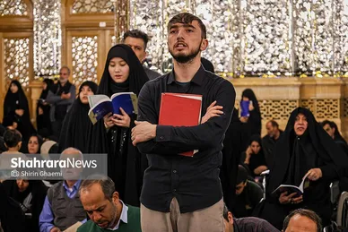 گزارش تصویری | مراسم احیای دومین شب قدر در حرم مطهر امام رضا (ع) -۲