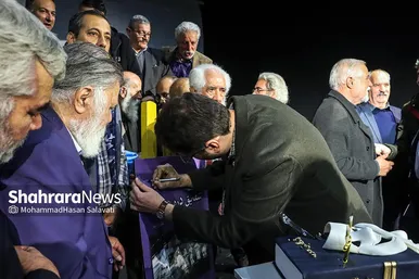مراسم بزرگداشت استاد علی آزادنیا پیشکسوت تئاتر و سینما