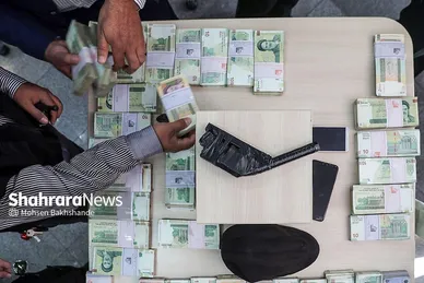 بازگشت سارق مسلح بانک سپه شعبه سعدآباد مشهد به محل سرقت