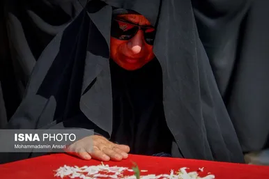 گزارش تصویری | ورود پیکرهای مطهر ۴۴ شهید تازه‌تفحص‌شده به کشور از مرز شلمچه (۱۳ مهر ۱۴۰۴)